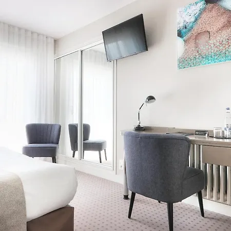 Отель La Petite Sirene 3*