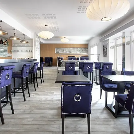 La Petite Sirene Отель 3*