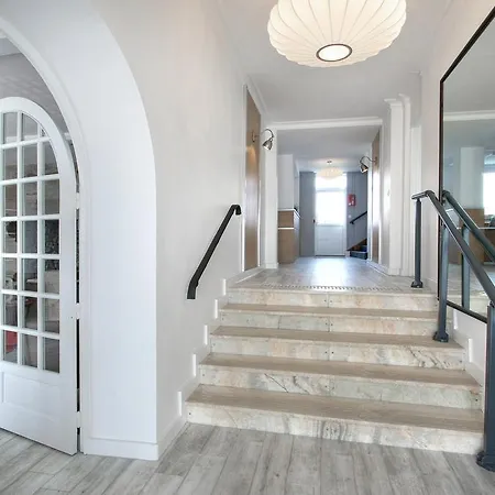 La Petite Sirene Hotel